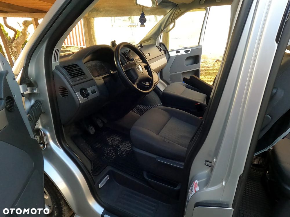 Volkswagen Multivan L1 - 16