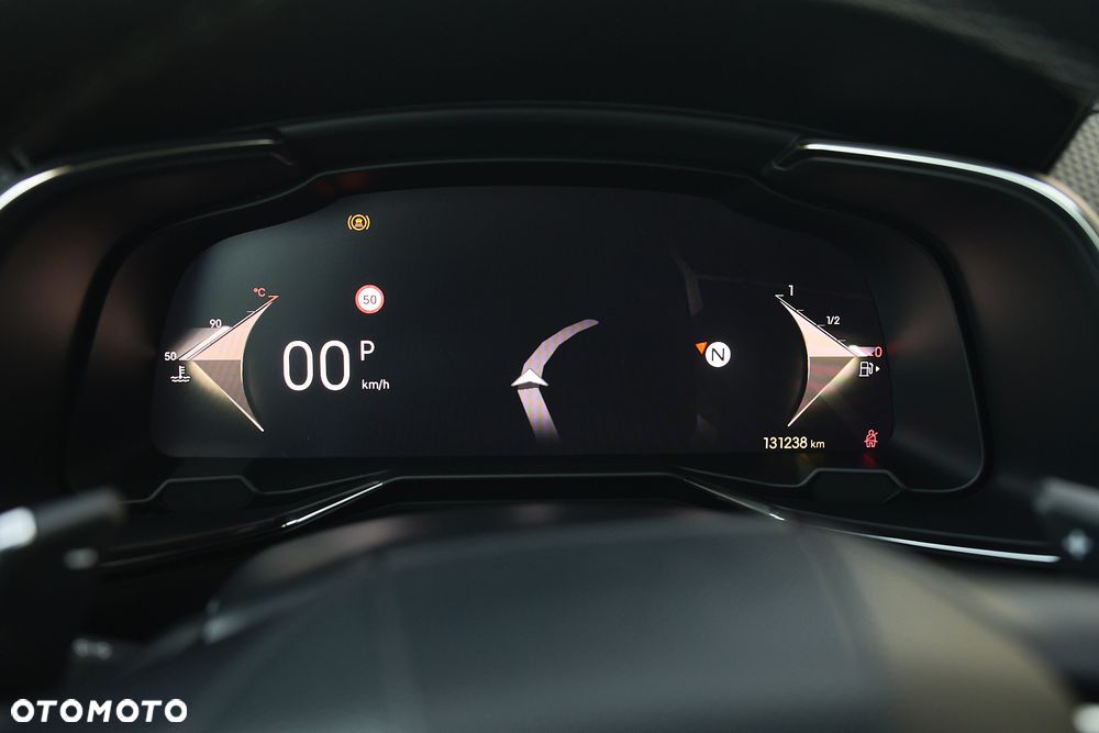 DS Automobiles DS 7 Crossback 1.5 BlueHDi Bastille + - 29