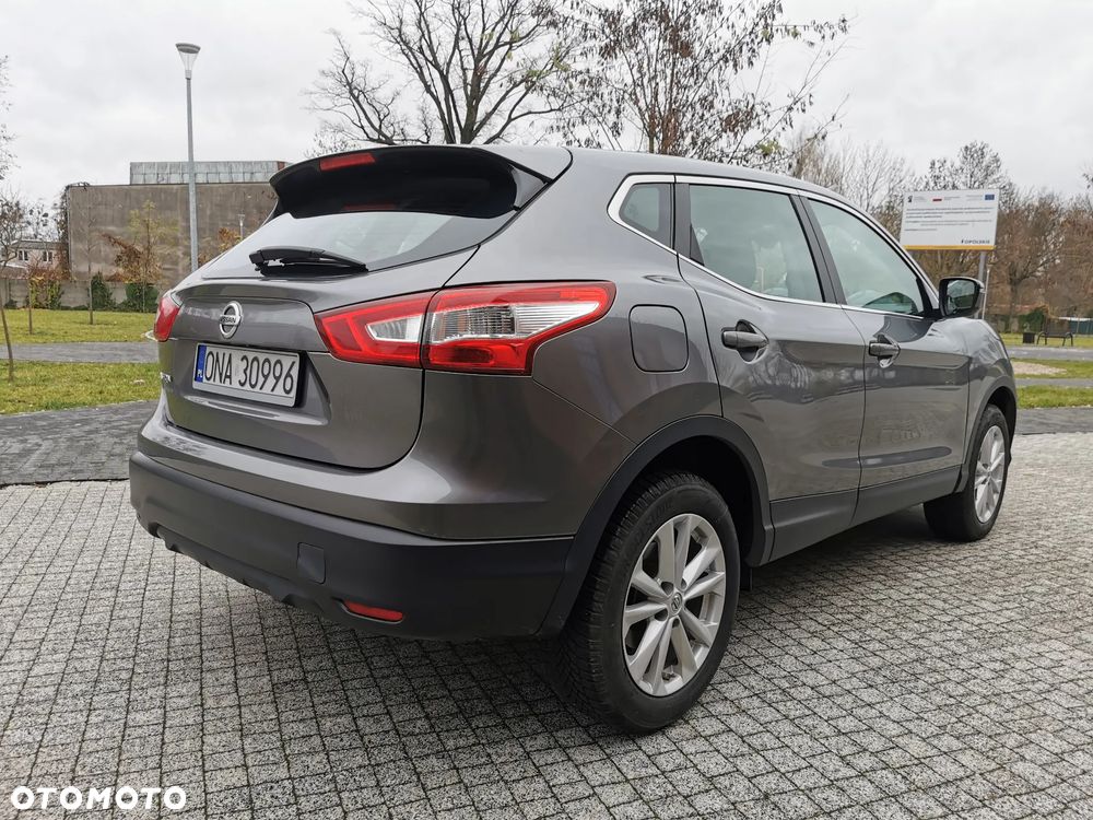 Nissan Qashqai 1.2 DIG-T Acenta EU6 - 8