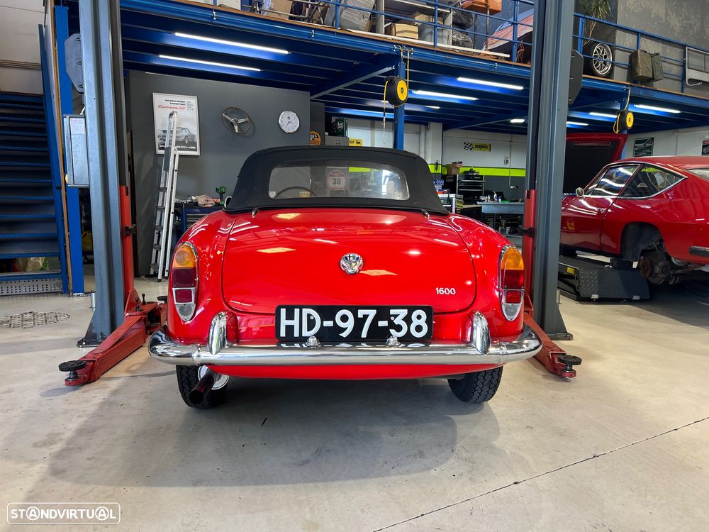 Alfa Romeo Giulia - 4