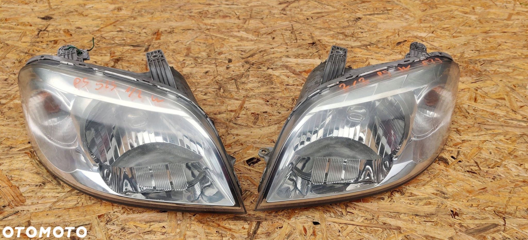 Chevrolet Aveo II 2 Lampa przednia LEWA PRAWA KOMPLET REFLEKTOR LEWY PRAWY - 1