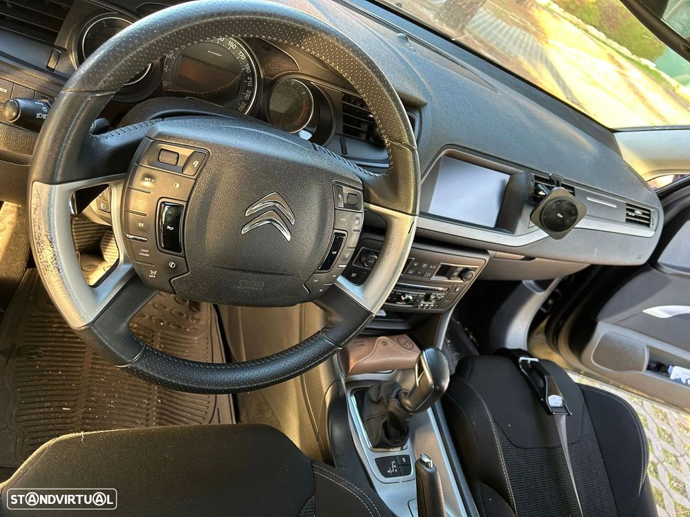 Citroën C5 Tourer e-HDi 115 EGS6 FAP Business Class - 12