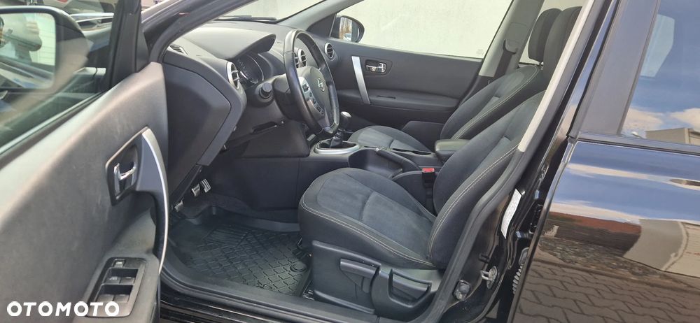 Nissan Qashqai 2.0 Tekna - 28