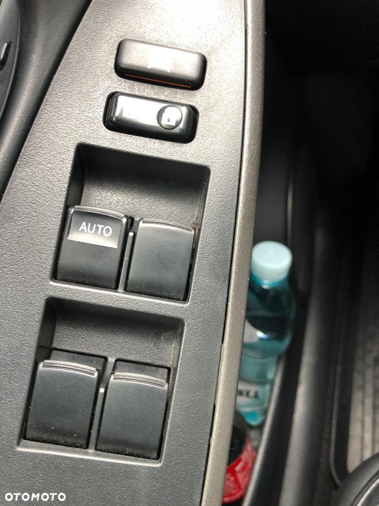 Toyota RAV4 2.2 D-CAT 2010 - 15