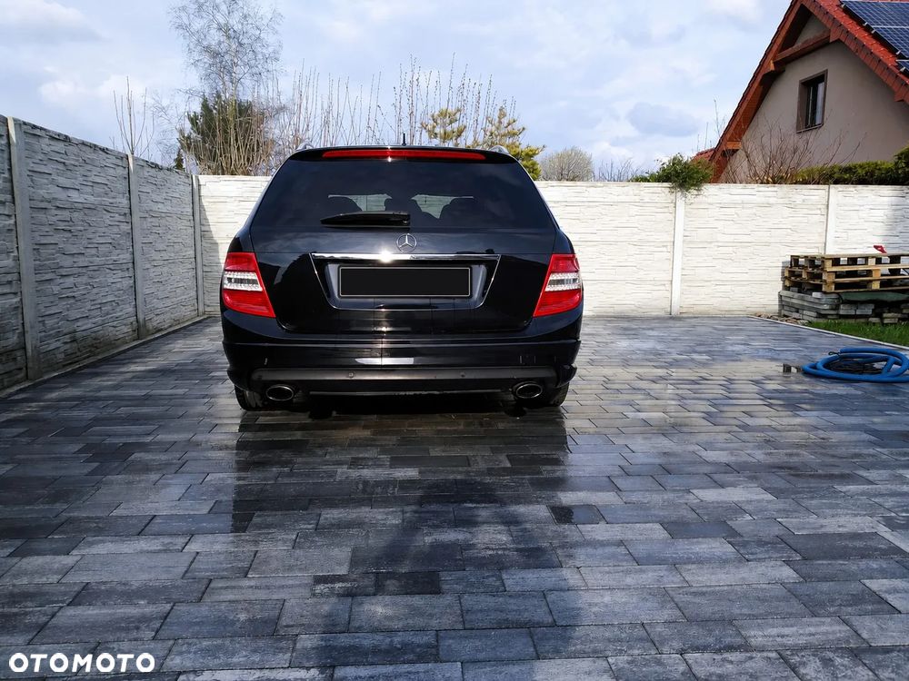 Mercedes-Benz Klasa C 350 CDI DPF 7G-TRONIC BlueEFFICIENCY SPORT EDITION - 4