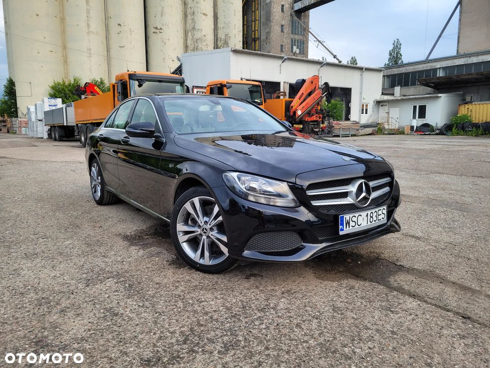 Mercedes-Benz Klasa C 300 9G-TRONIC - 1