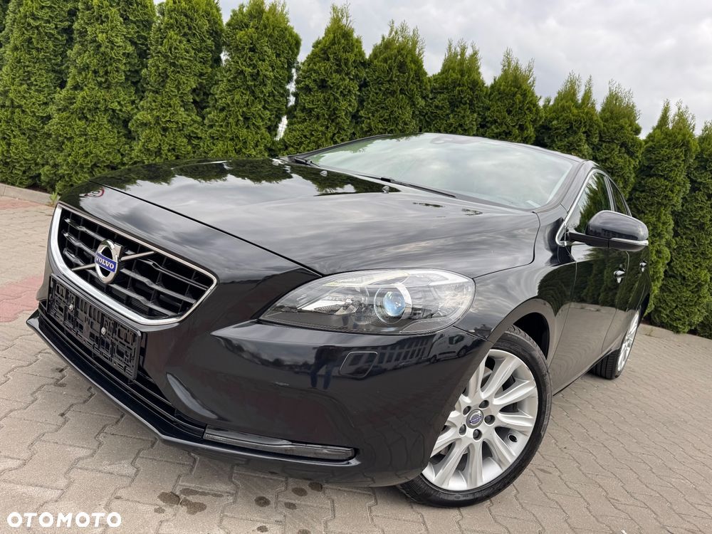 Volvo V40 D4 Geartronic Summum - 1