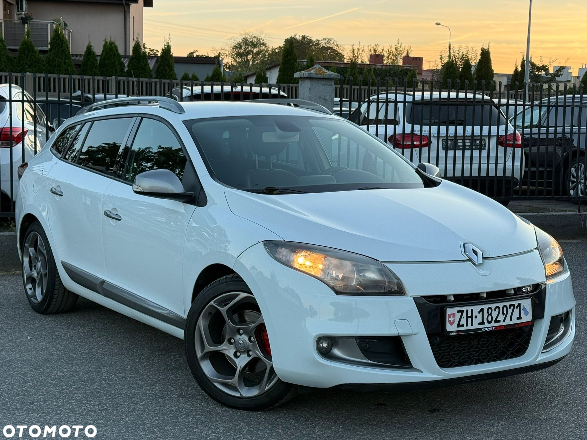 Renault Megane Grandtour TCe 180 GT - 6