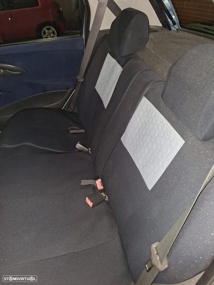 Fiat Punto - 10