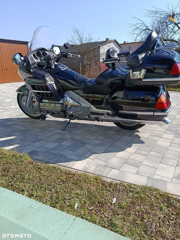 Honda GL - 3