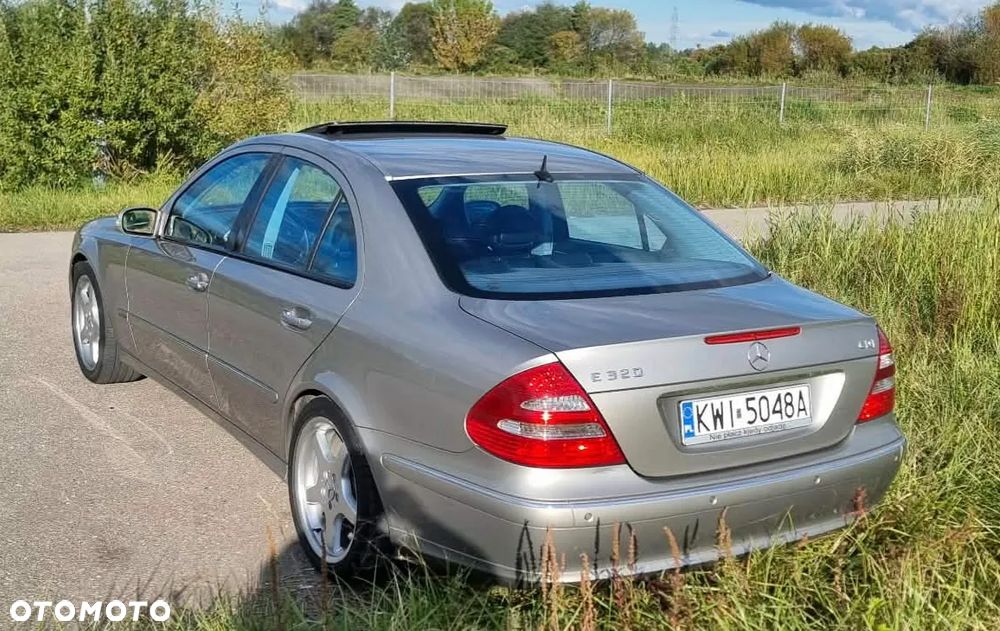 Mercedes-Benz Klasa E 320 CDI T Avantgarde - 2