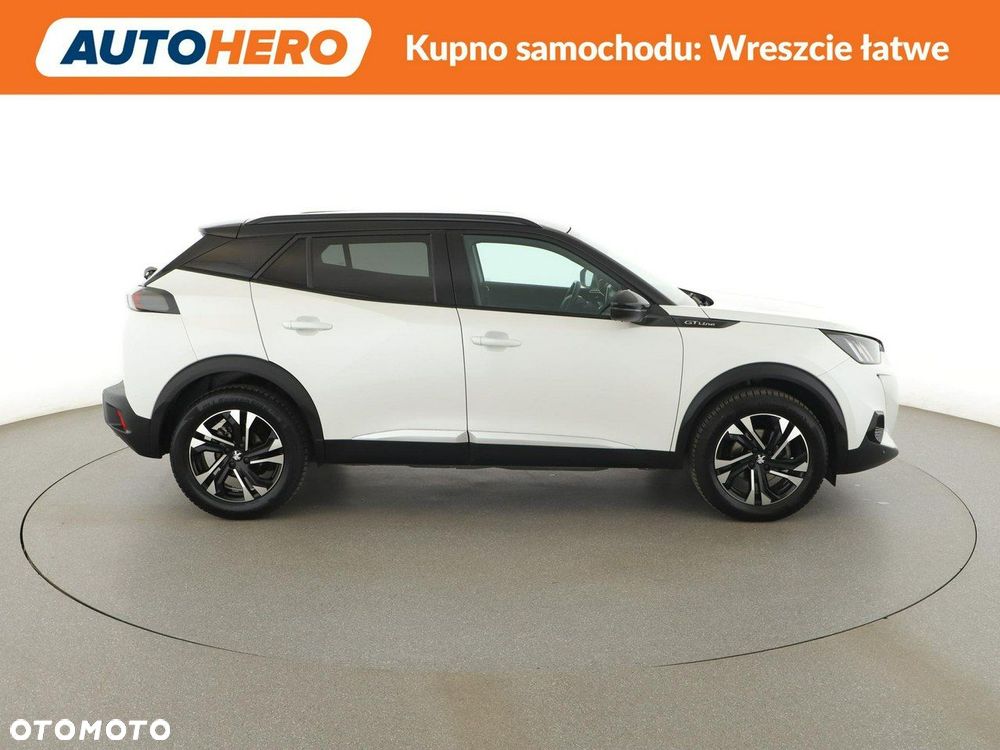 Peugeot 2008 1.2 PureTech GT Line S&S - 10