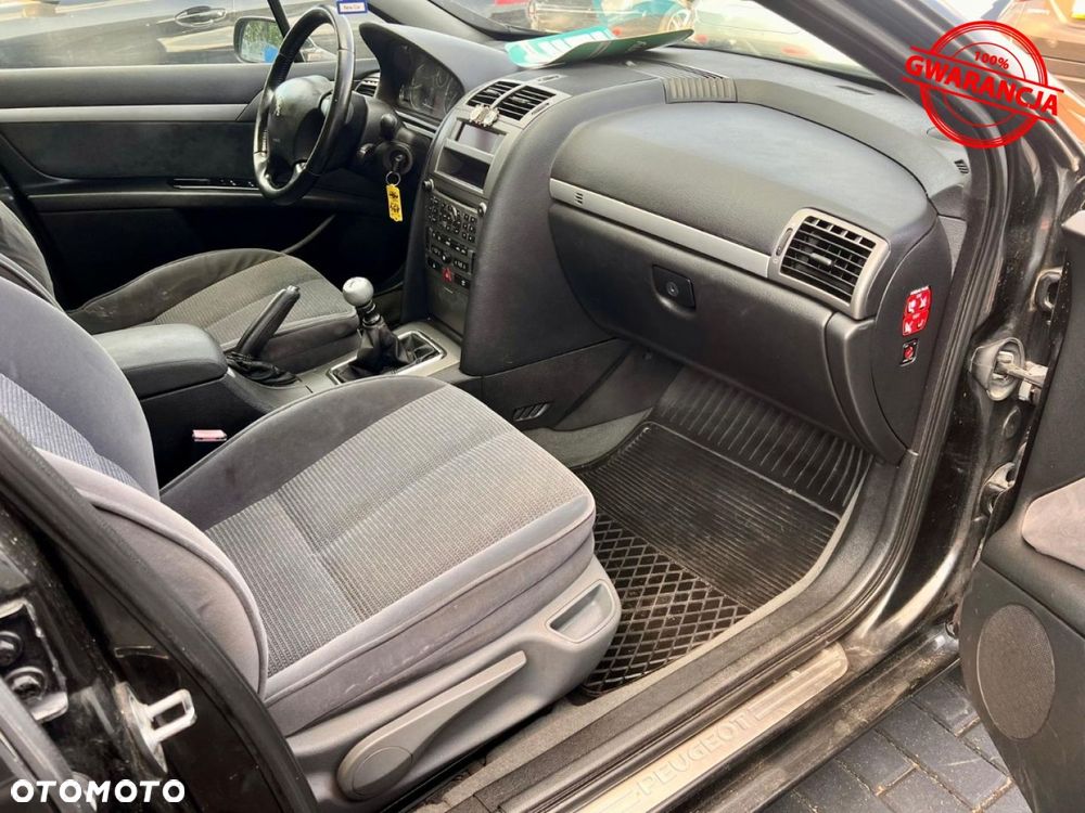 Peugeot 407 - 32