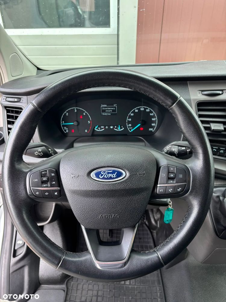 Ford Transit Custom - 8