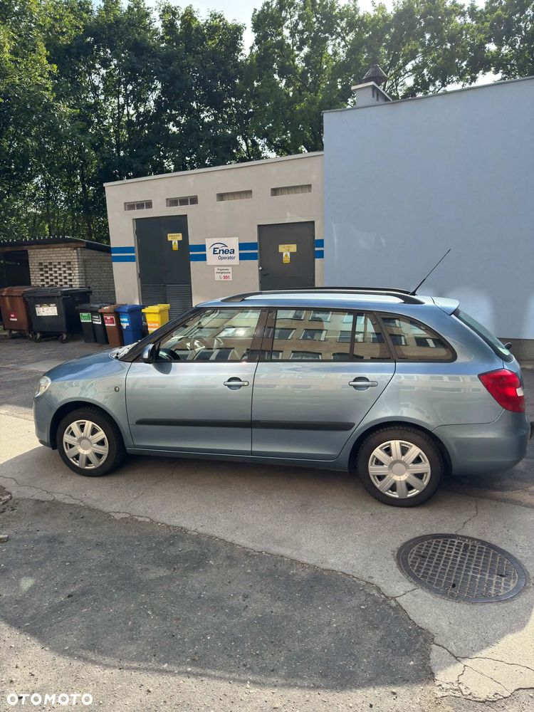 Skoda Fabia 1.4 16V Comfort - 4