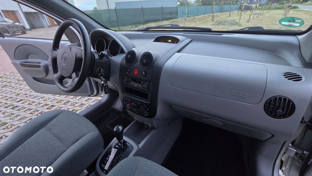 Chevrolet Kalos - 20