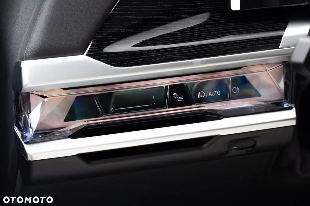 BMW Seria 7 - 31