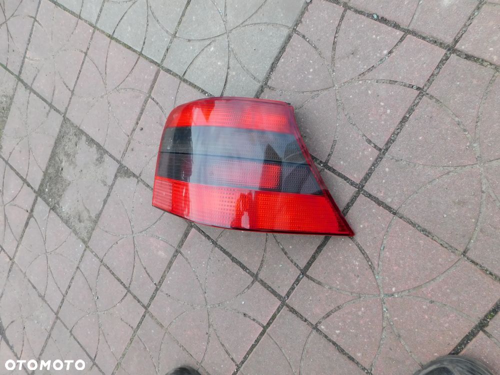 vw volkswagen golf IV lampa prawa WYSYŁKA - 2