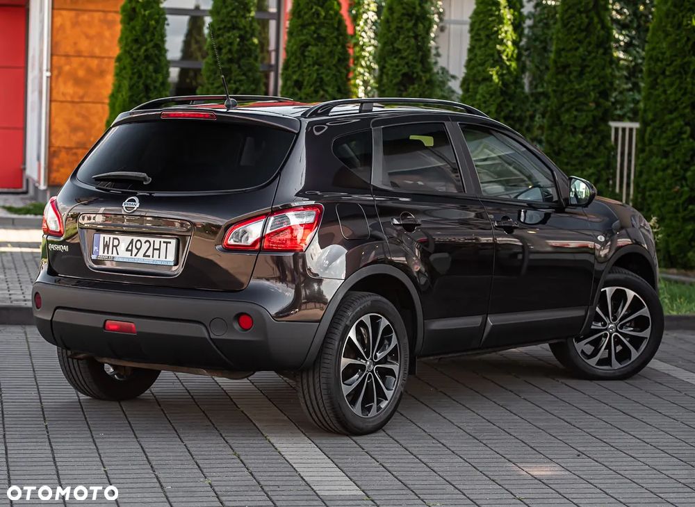 Nissan Qashqai 2.0 4x4 Tekna - 4