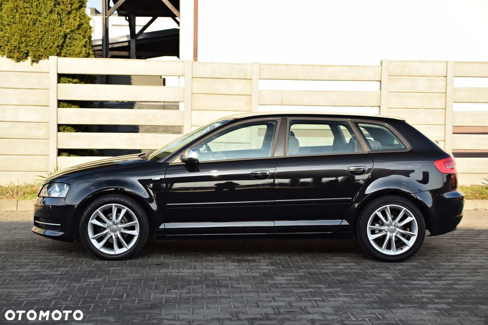 Audi A3 Sportback 1.6 TDI Attraction - 5