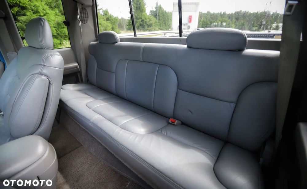 Chevrolet Silverado - 10