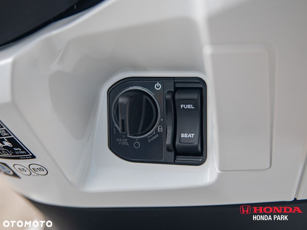 Honda PCX - 9