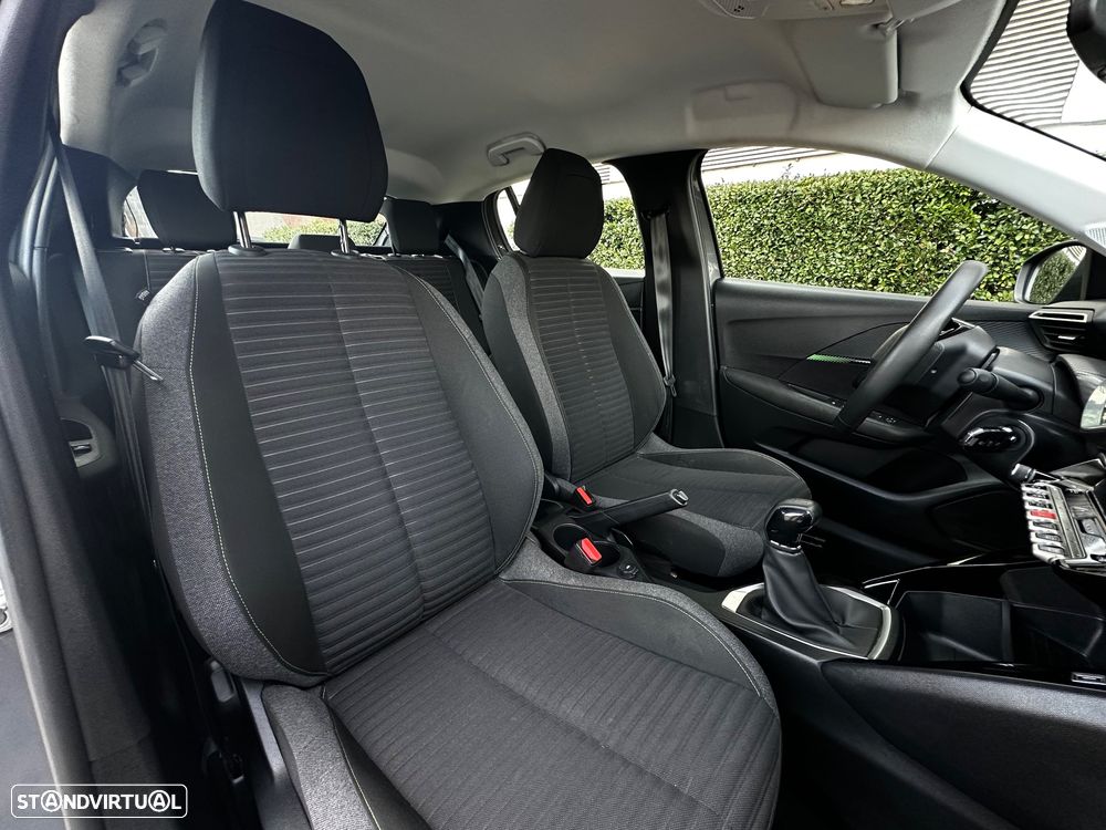 Peugeot 208 1.2 PureTech Active Pack - 17