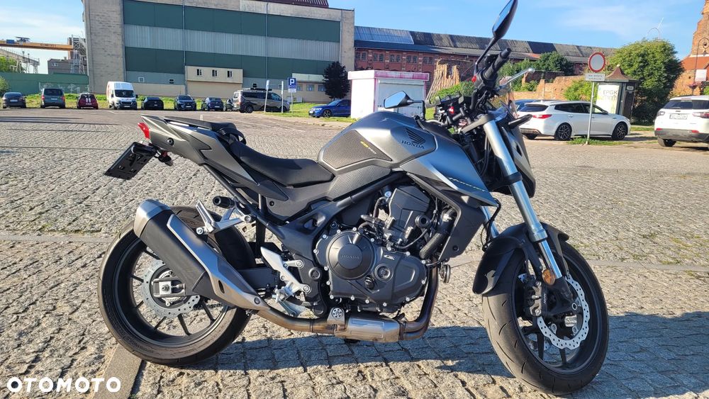 Honda Hornet - 8