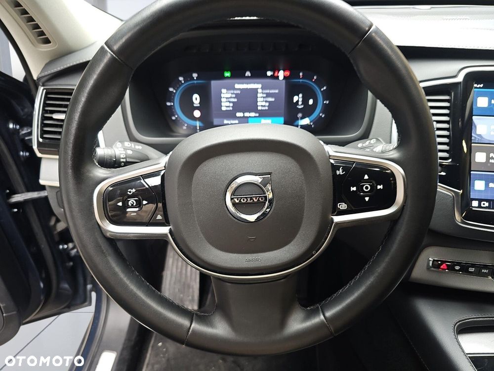 Volvo XC 90 - 13