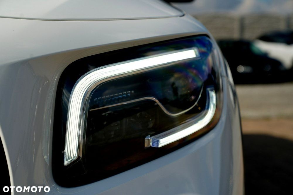 Mercedes-Benz GLB - 7