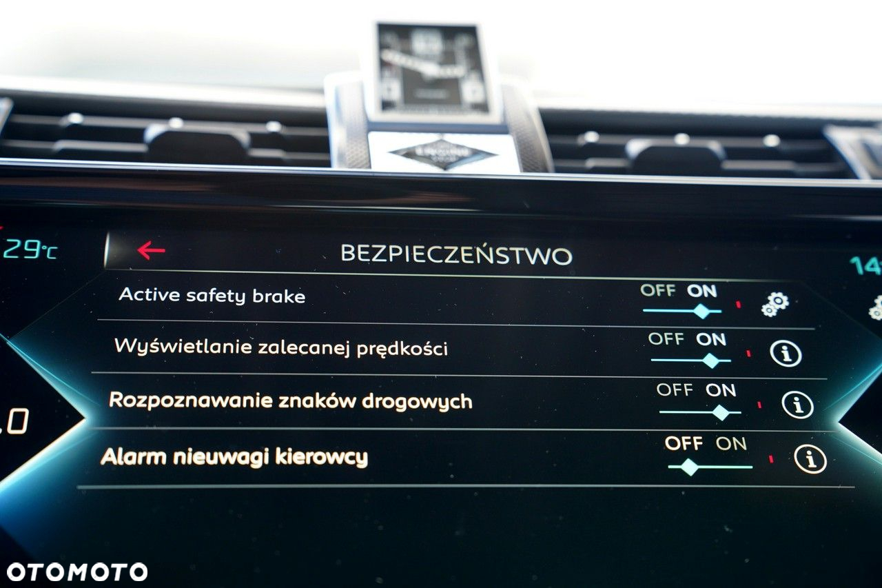 DS Automobiles DS 7 Crossback - 38