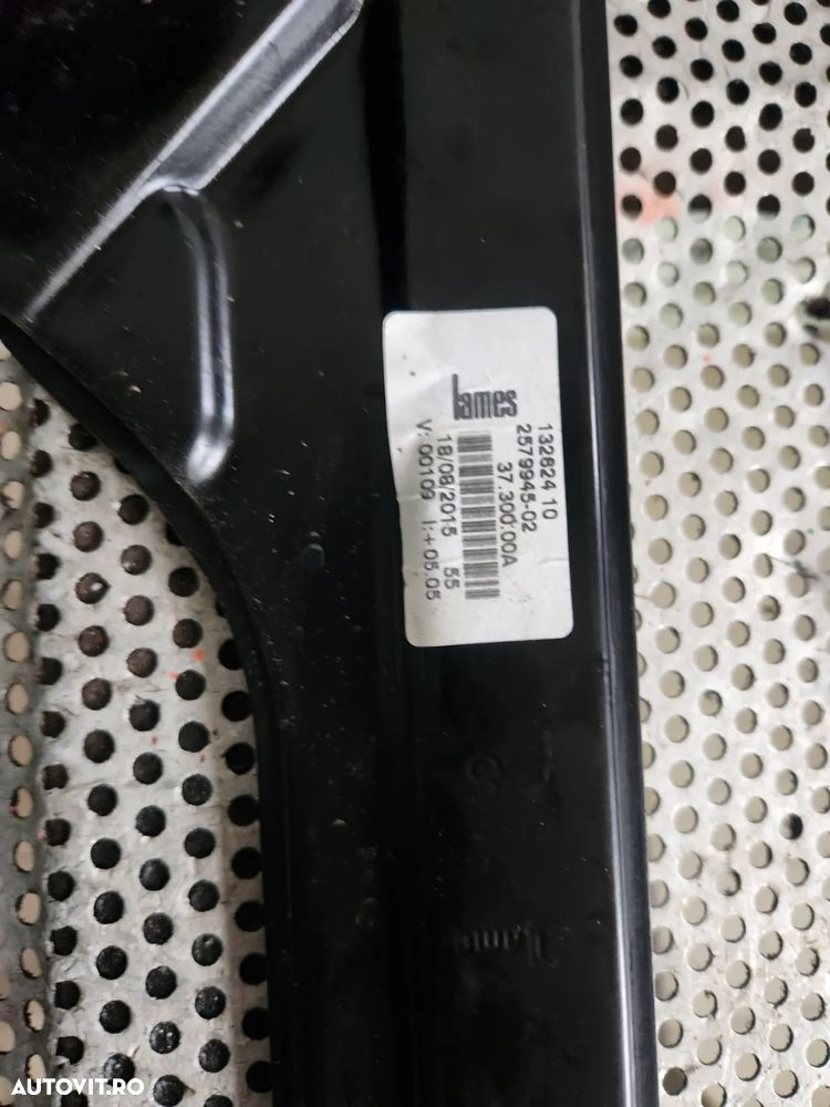 Macarale Macara Geam Fata Spate Bmw Seria 2 F45 F46 Cod 7296386 7296385 2579946 2579945 - 7