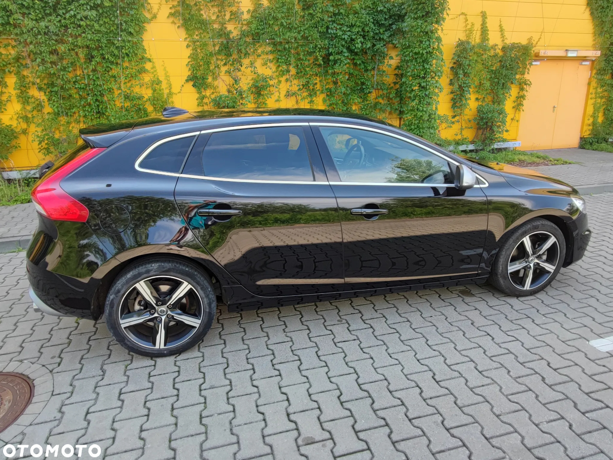 Volvo V40 T3 Geartronic RDesign - 6