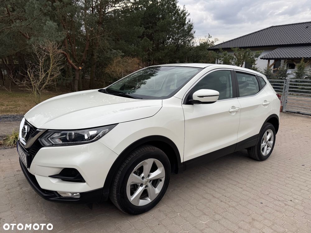 Nissan Qashqai 1.2 DIG-T N-Connecta Xtronic EU6 - 1