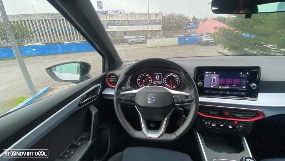 SEAT Arona 1.0 TSI FR - 28