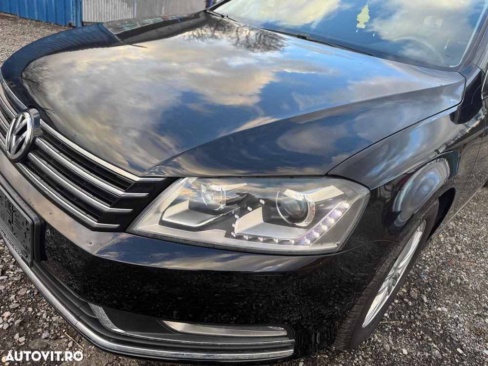 Volkswagen Passat Variant 2.0 Blue TDI DSG SCR Comfortline - 15