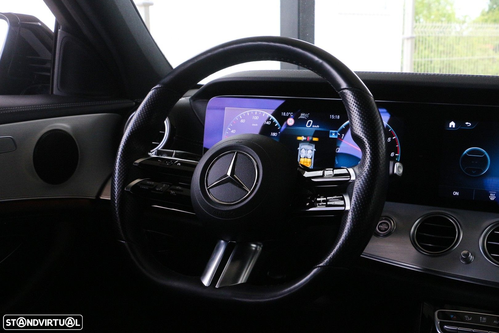 Mercedes-Benz E 300 de AMG Line - 21