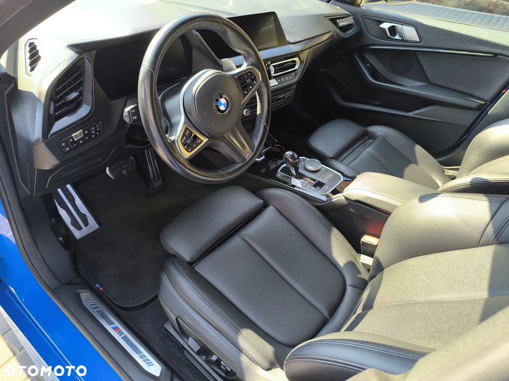 BMW Seria 2 218d M Sport - 5
