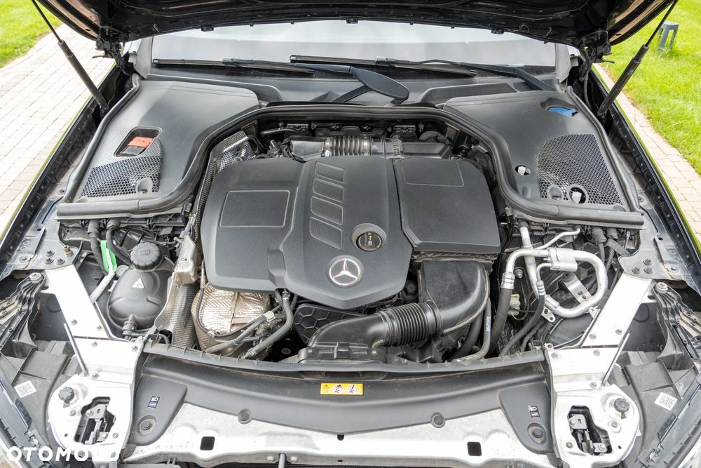 Mercedes-Benz Klasa E 220 d 9G-TRONIC - 5