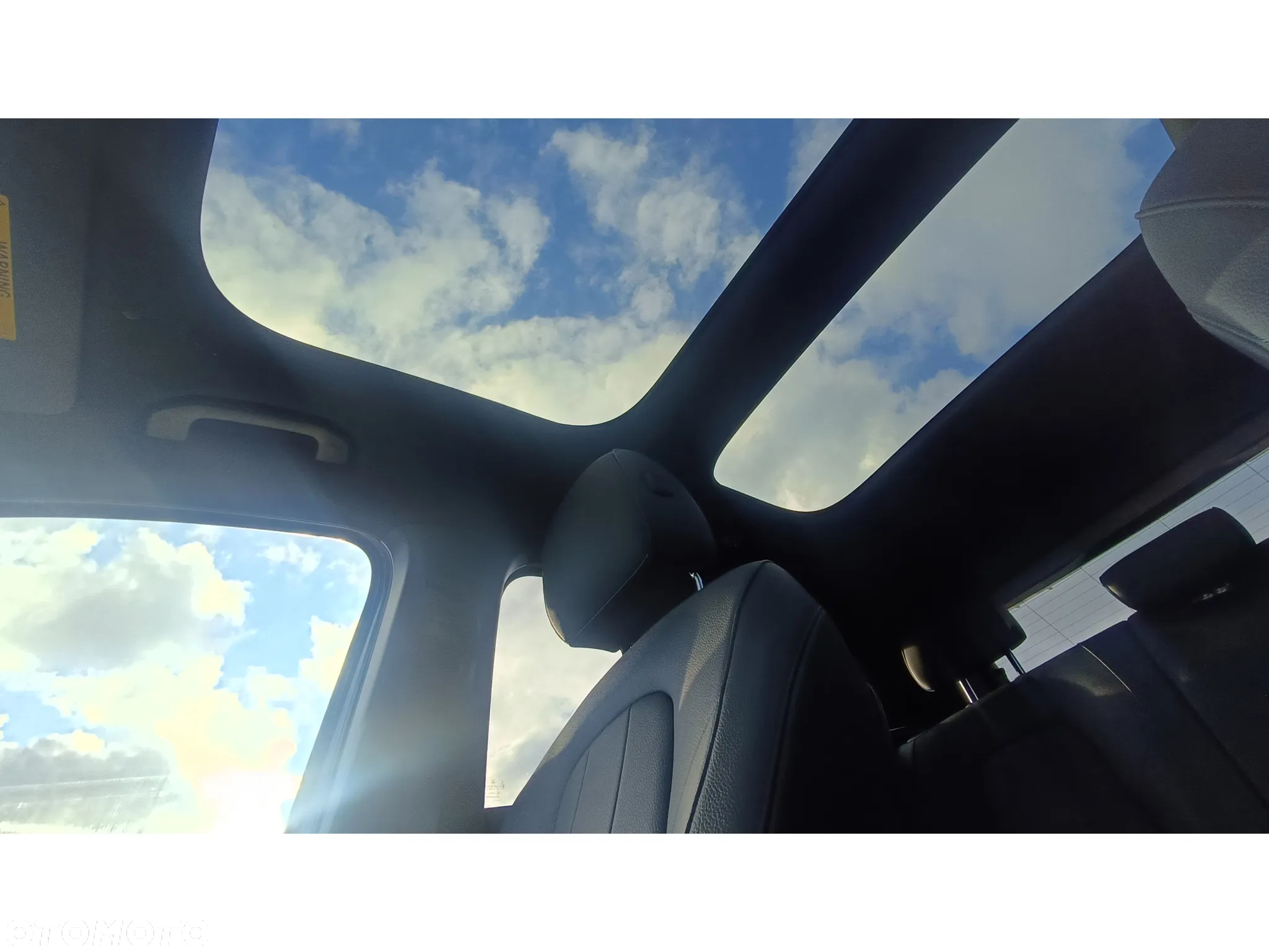 Mercedes-Benz GLA 250 4-Matic - 21