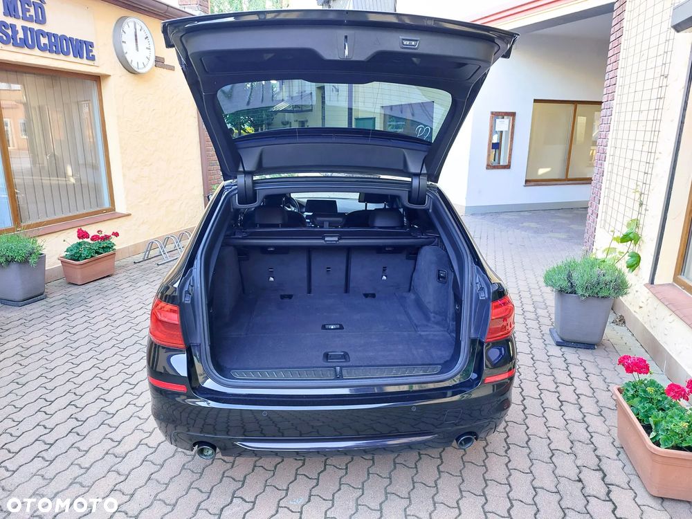 BMW Seria 5 525d Luxury Line sport - 6