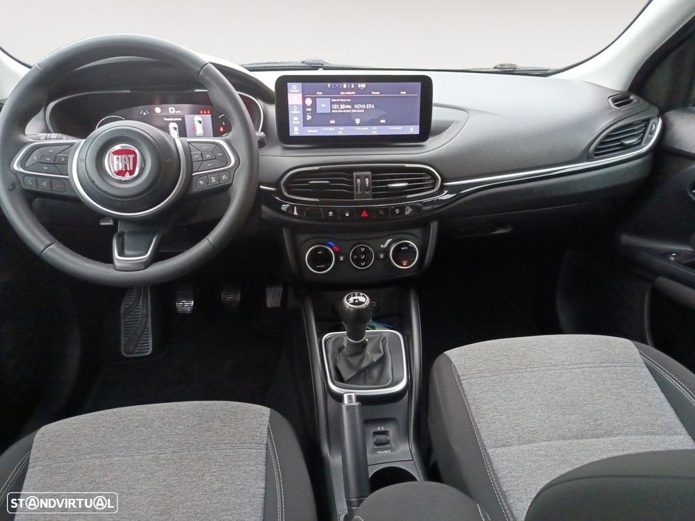 Fiat Tipo Cross 1.0 GSE T3 - 10