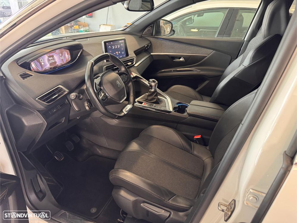 Peugeot 5008 1.5 BlueHDi GT Line - 12