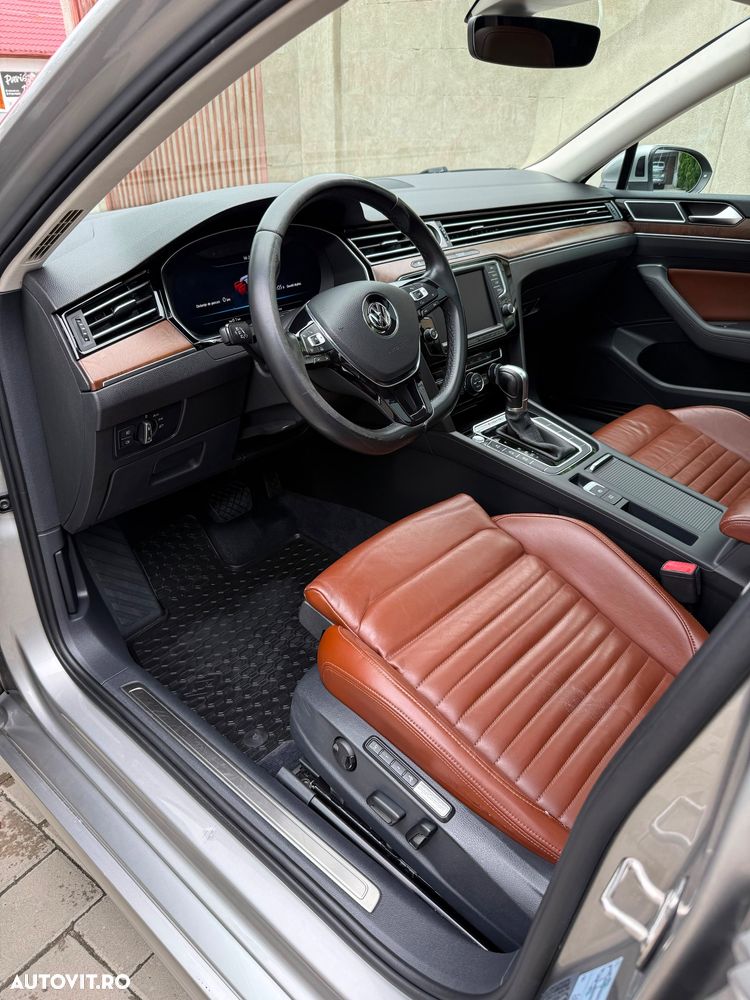 Volkswagen Passat - 4