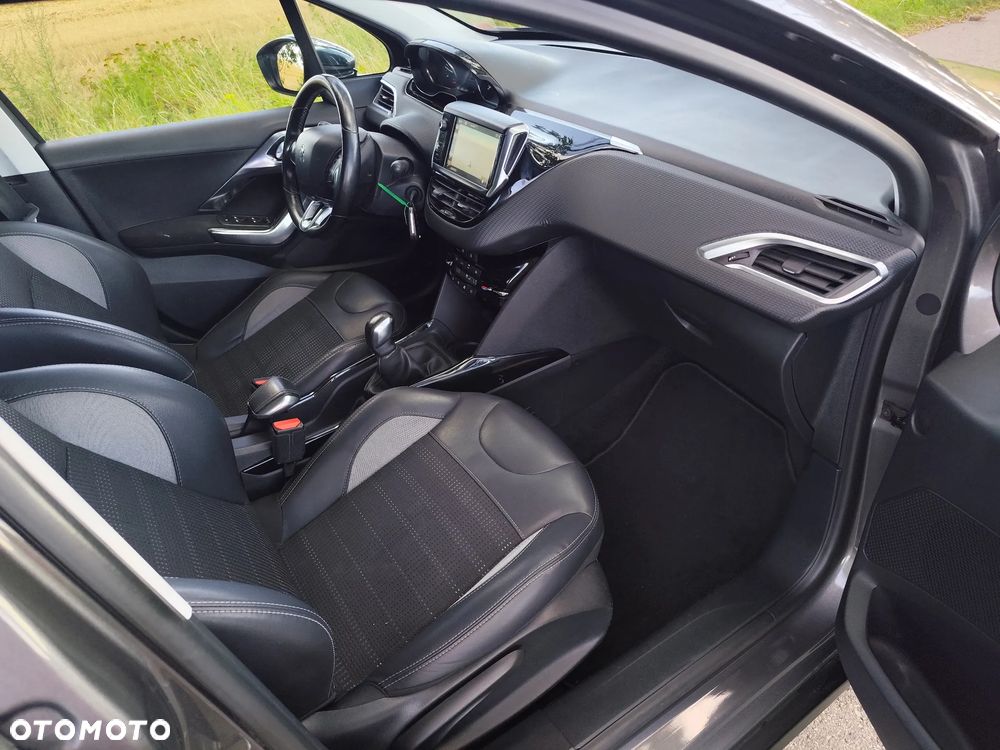 Peugeot 2008 BlueHDi 100 STOP & START Allure - 7