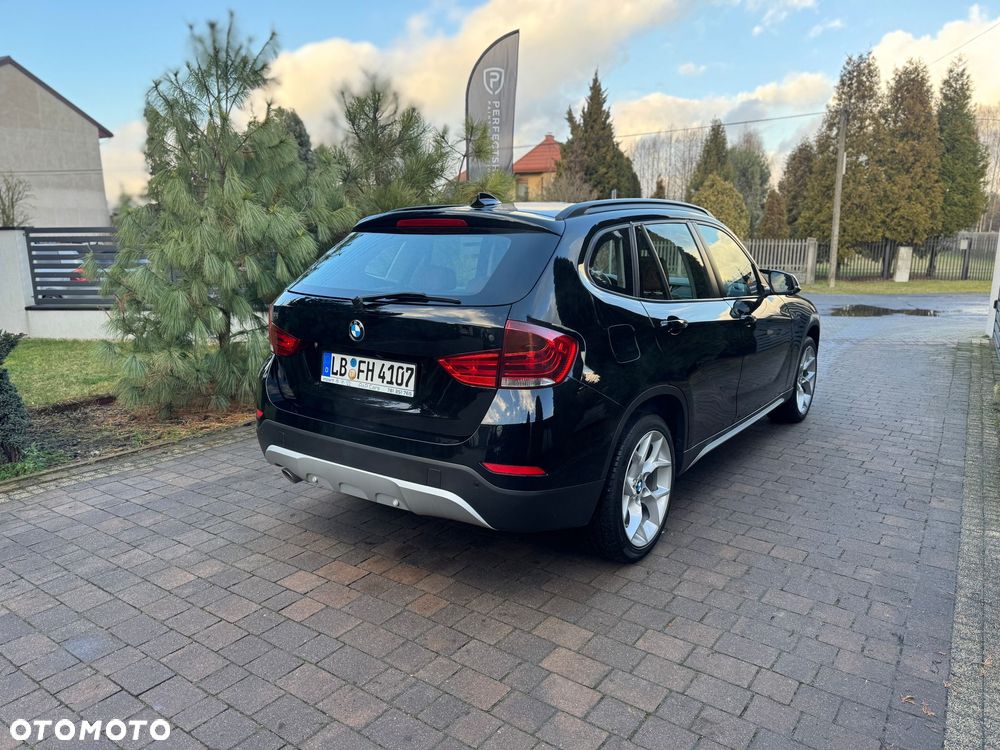 BMW X1 xDrive18d xLine - 4