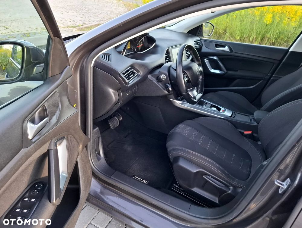 Peugeot 308 PureTech 130 EAT6 Stop & Start Allure - 12