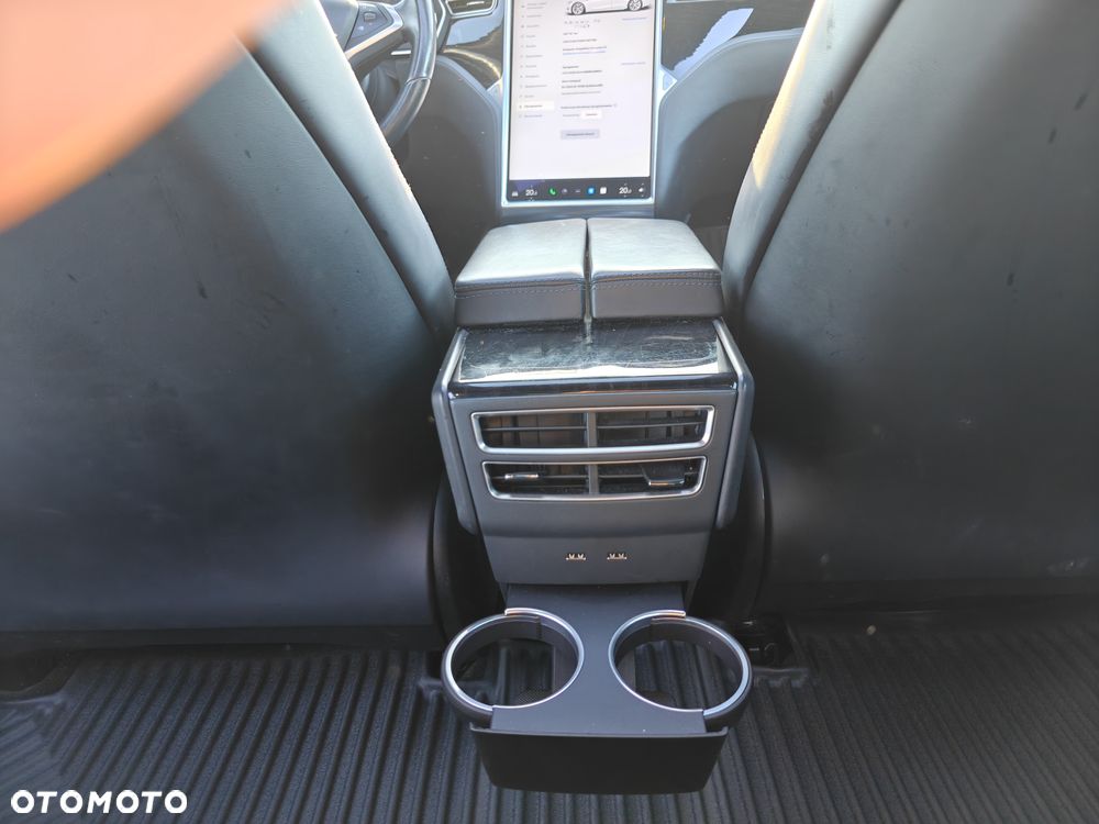 Tesla Model S Long Range Plus - 17