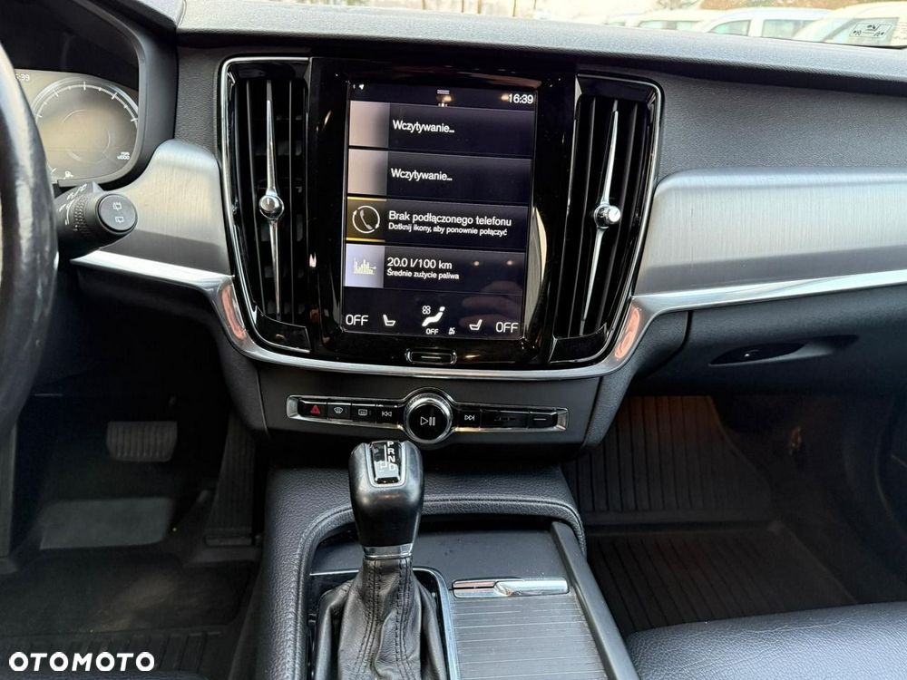 Volvo V90 T5 Momentum - 24