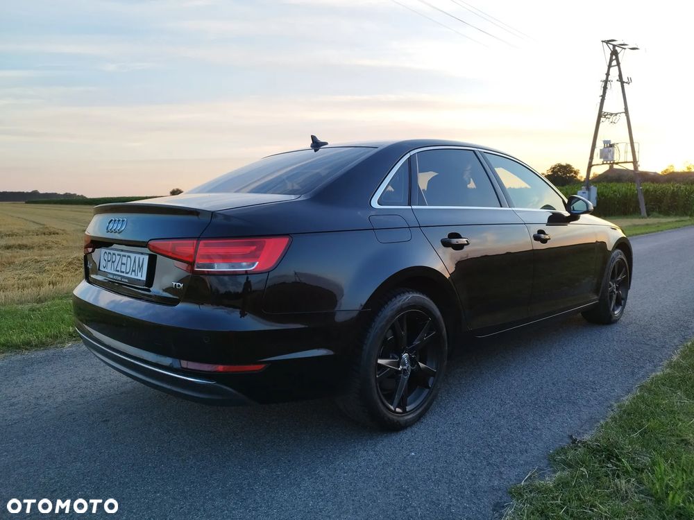 Audi A4 Limousine 2.0 TDI DPF clean diesel Ambiente - 6